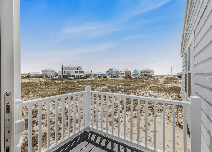 Holiday home Oceanview, 3min Walk, Tent & Chairs Included Gulf Shores