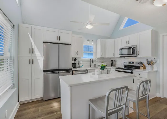 Oceanview, 3min Walk, Tent & Chairs Included * Gulf Shores